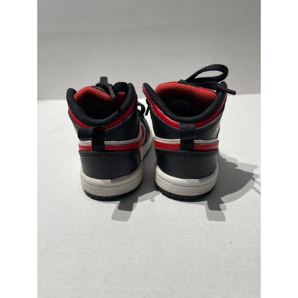 Jordan 1 Mid Black Fire Red-White Size 5C - Picture 4 of 9